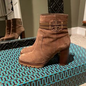 Tory Burch Leigh 90mm Lug Sole Bootie.